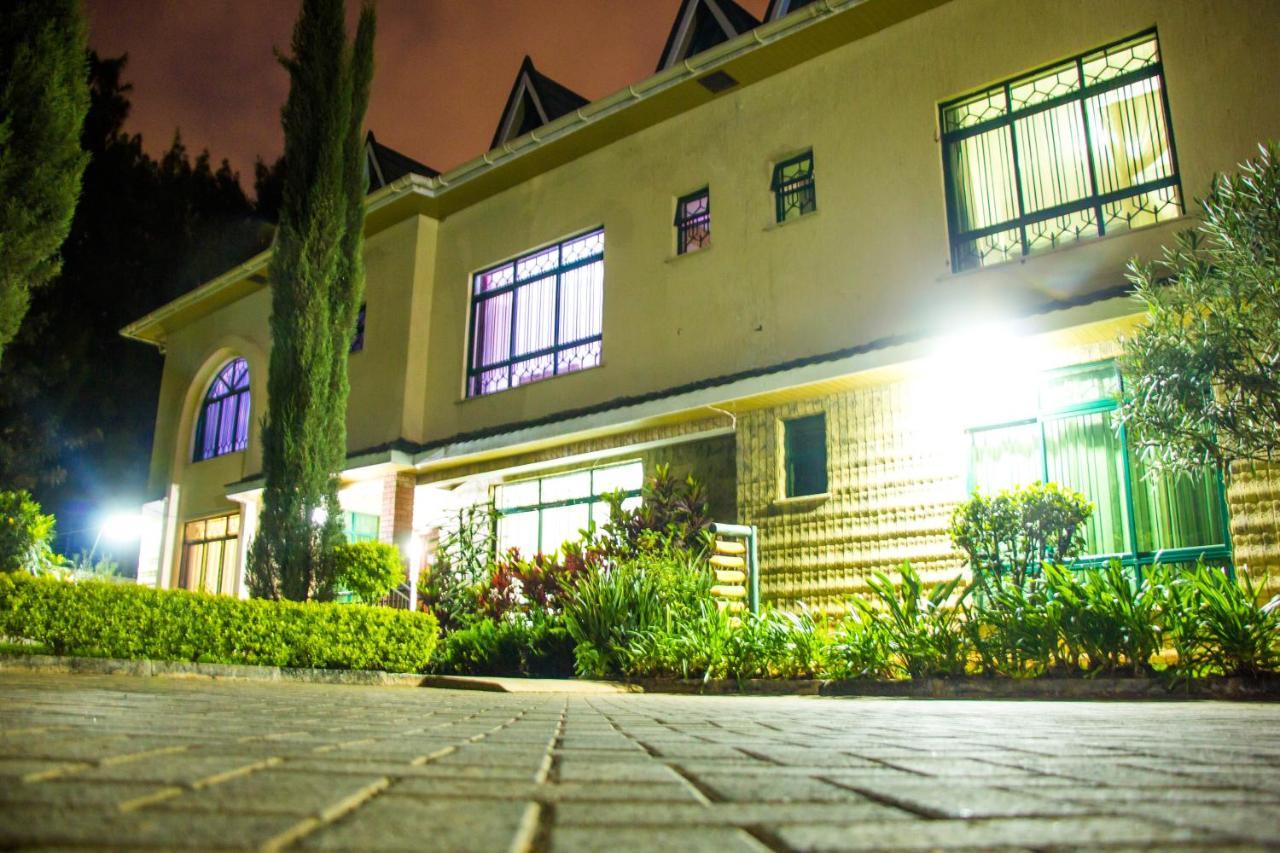 Karen Inn & Suites Найроби Экстерьер фото